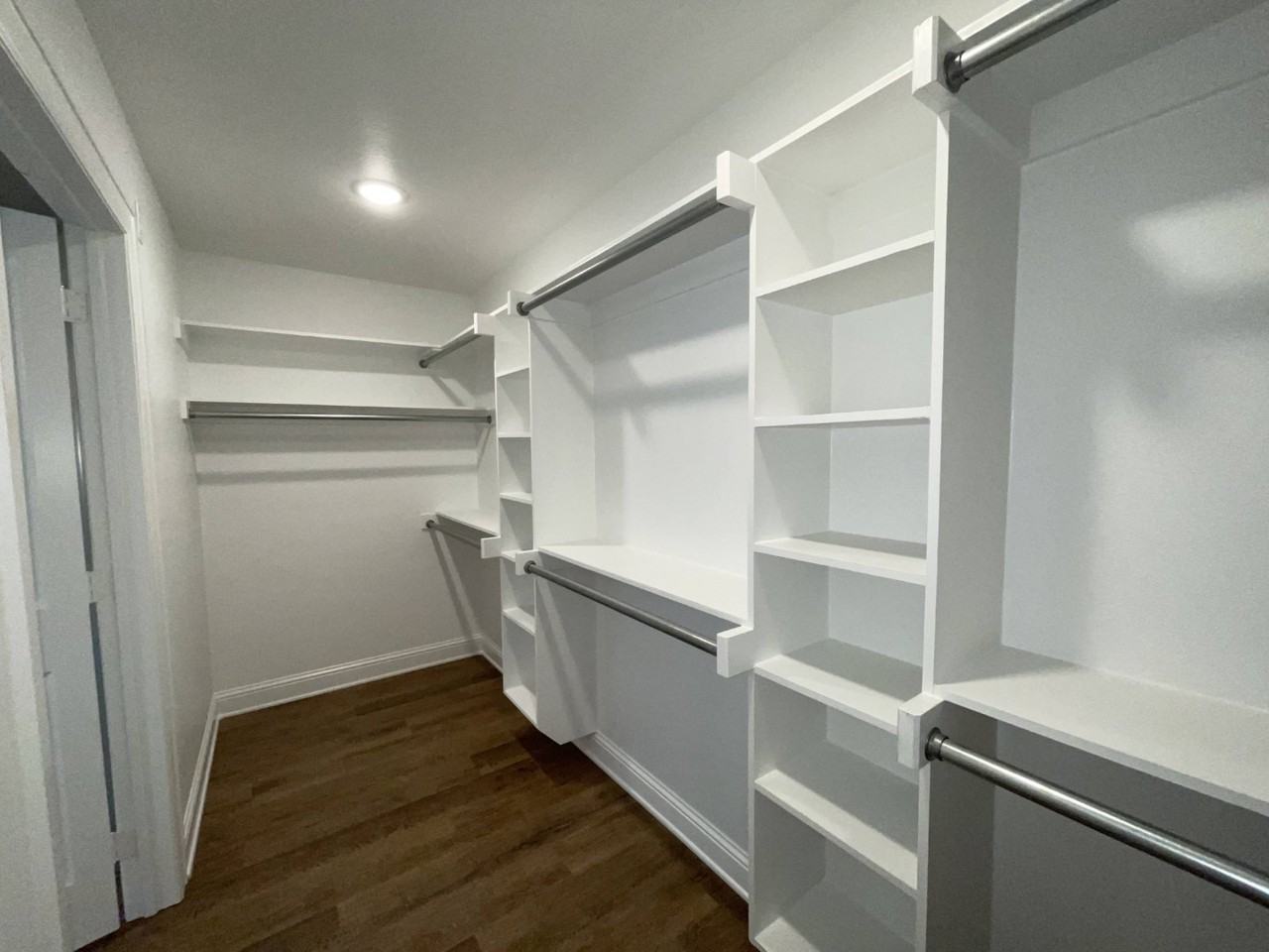 10008 Dayspring Dr - Photo 3 of 11