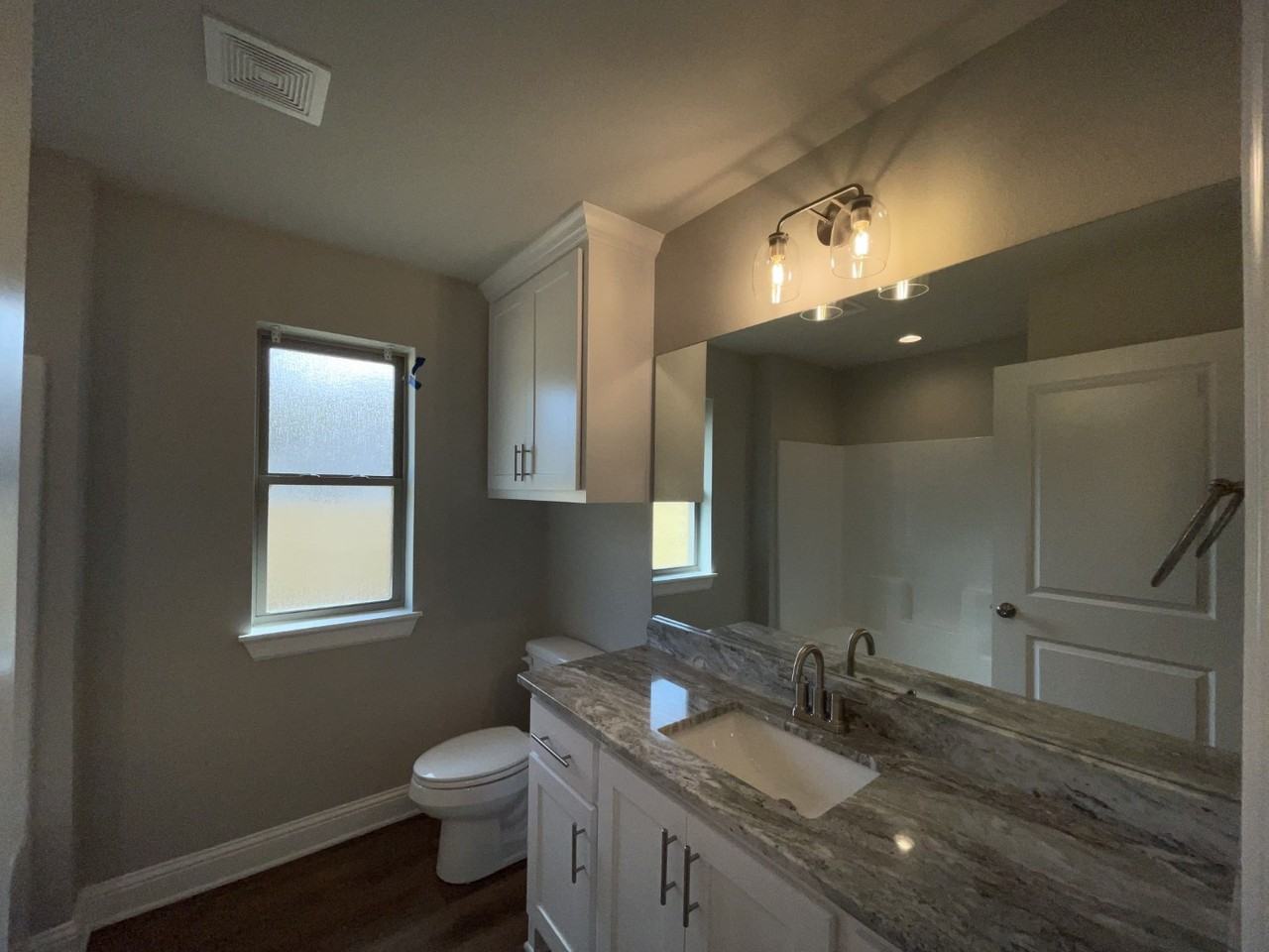 10008 Dayspring Dr - Photo 7 of 11