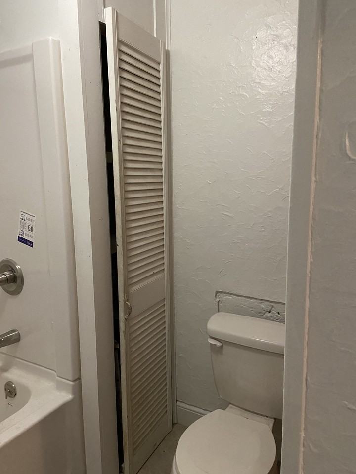 97 Boynton Ave #3 - Photo 5 of 11