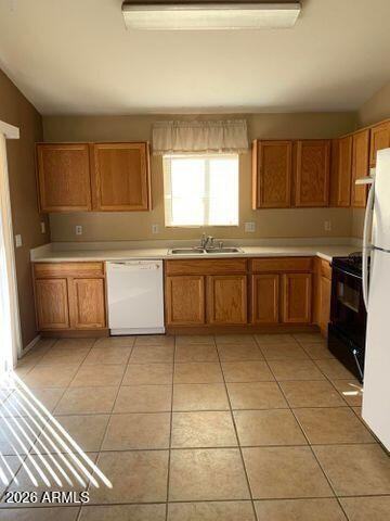 16431 N 113th Ave - Photo 2 of 3