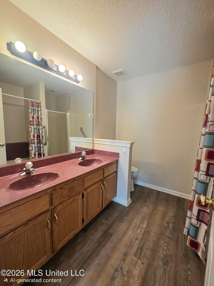 295 Garden Walk S - Photo 7 of 10