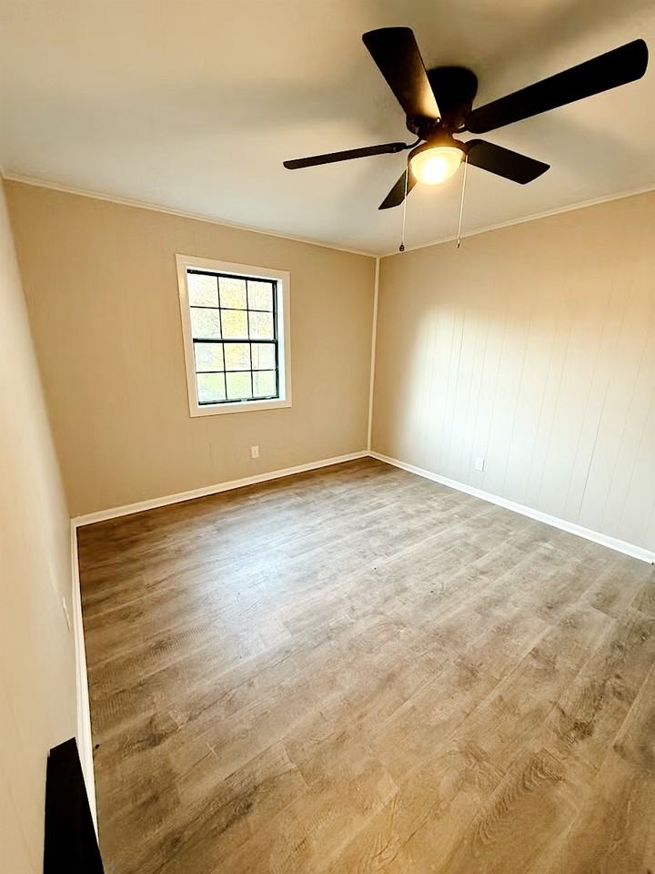 616 14th St N #616 - Photo 3 of 9