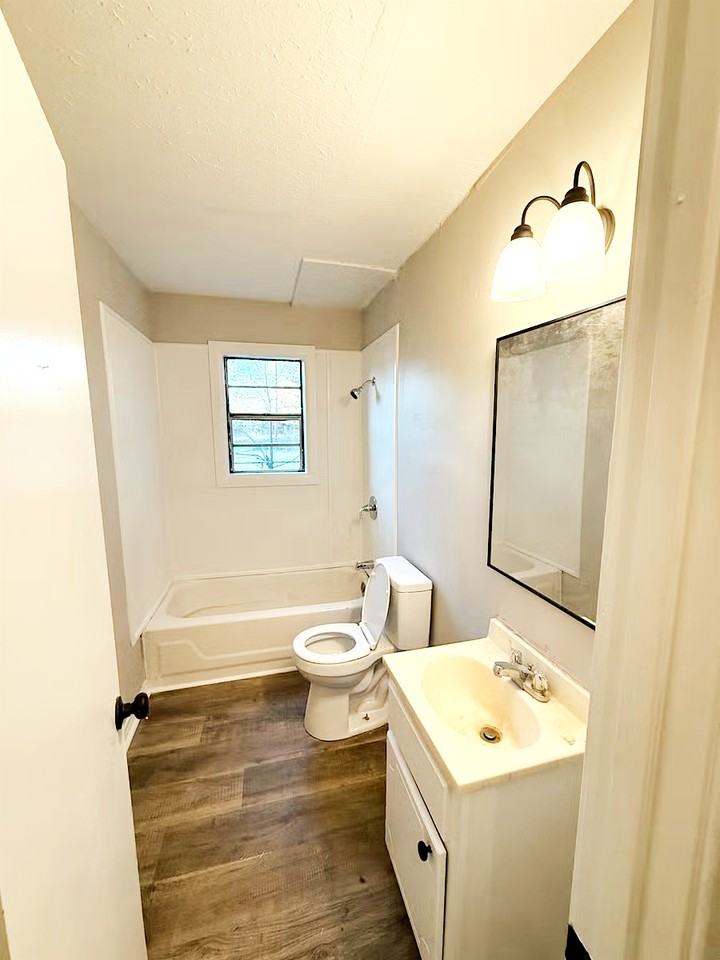 616 14th St N #616 - Photo 4 of 9