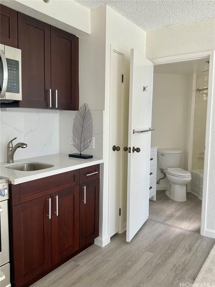 300 Wai Nani Way - Photo 3 of 20