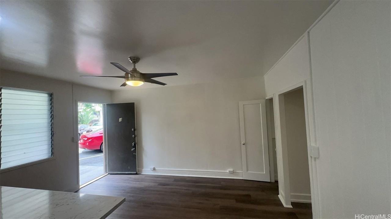 1849 Kaioo Dr #4 - Photo 5 of 9