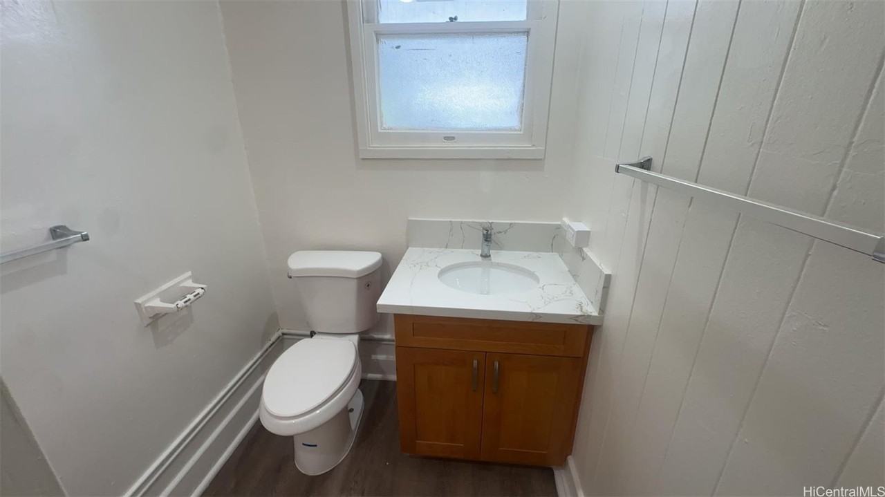 1849 Kaioo Dr #4 - Photo 7 of 9