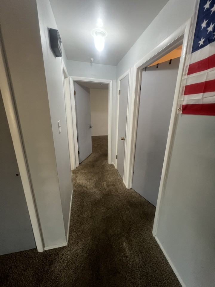 495 E Main St #4 - Photo 6 of 11