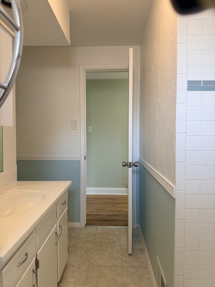 200 Kohl St - Photo 3 of 32
