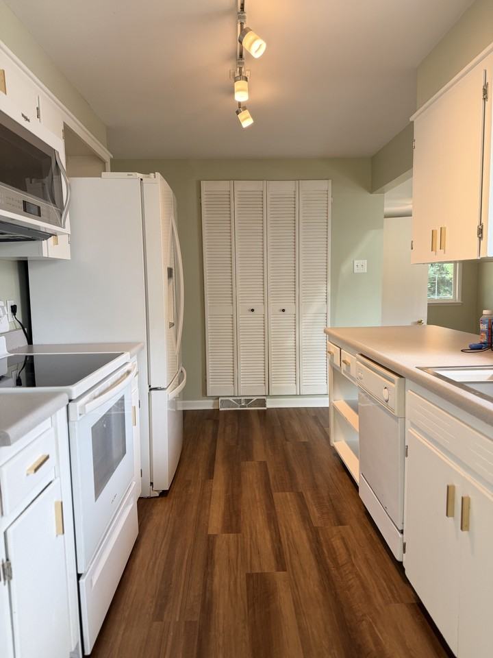 200 Kohl St - Photo 6 of 32