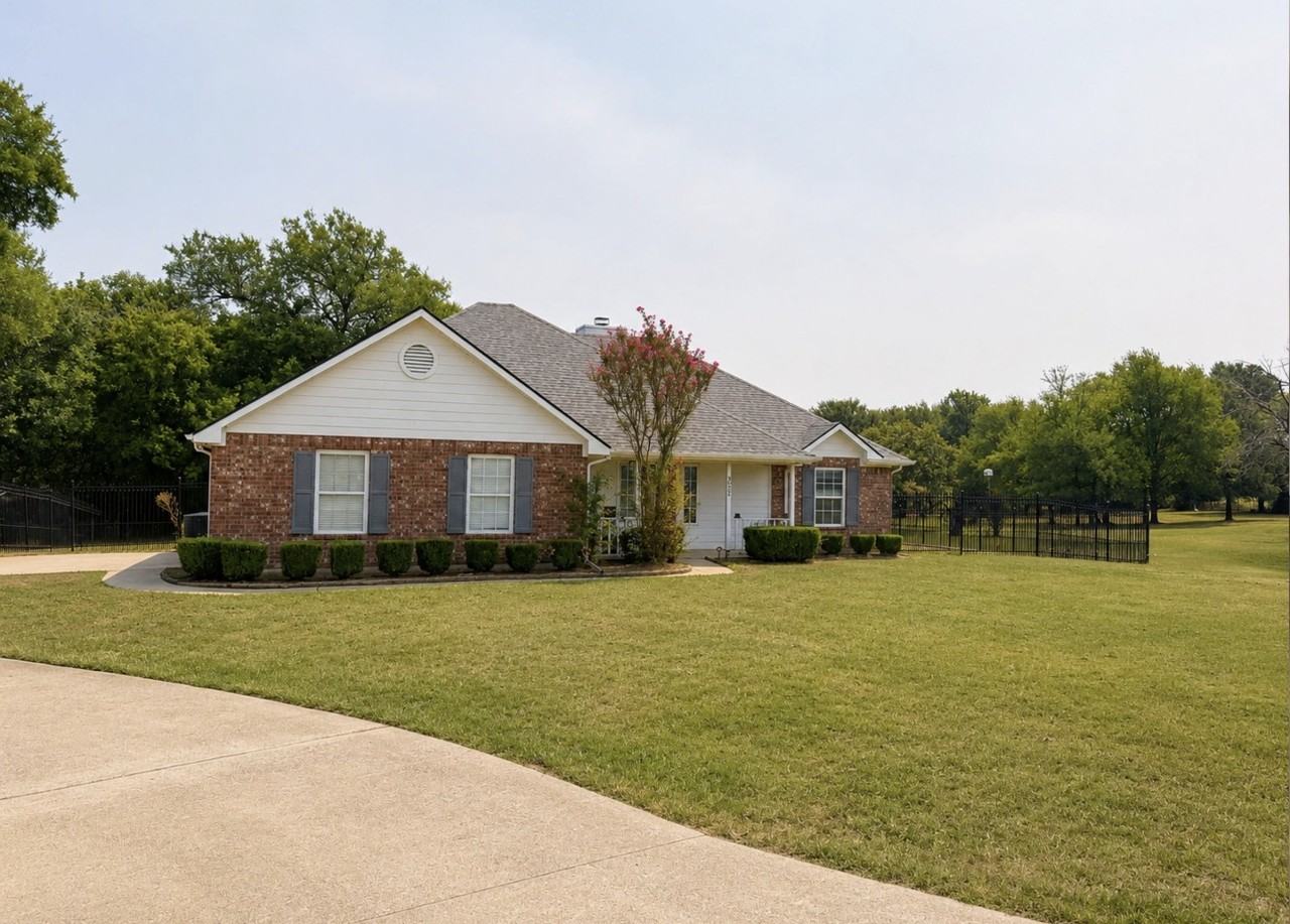 5662 Pamela Ct - Photo 5 of 25