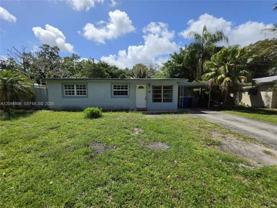 5720 Douglas St - Photo 1 of 1