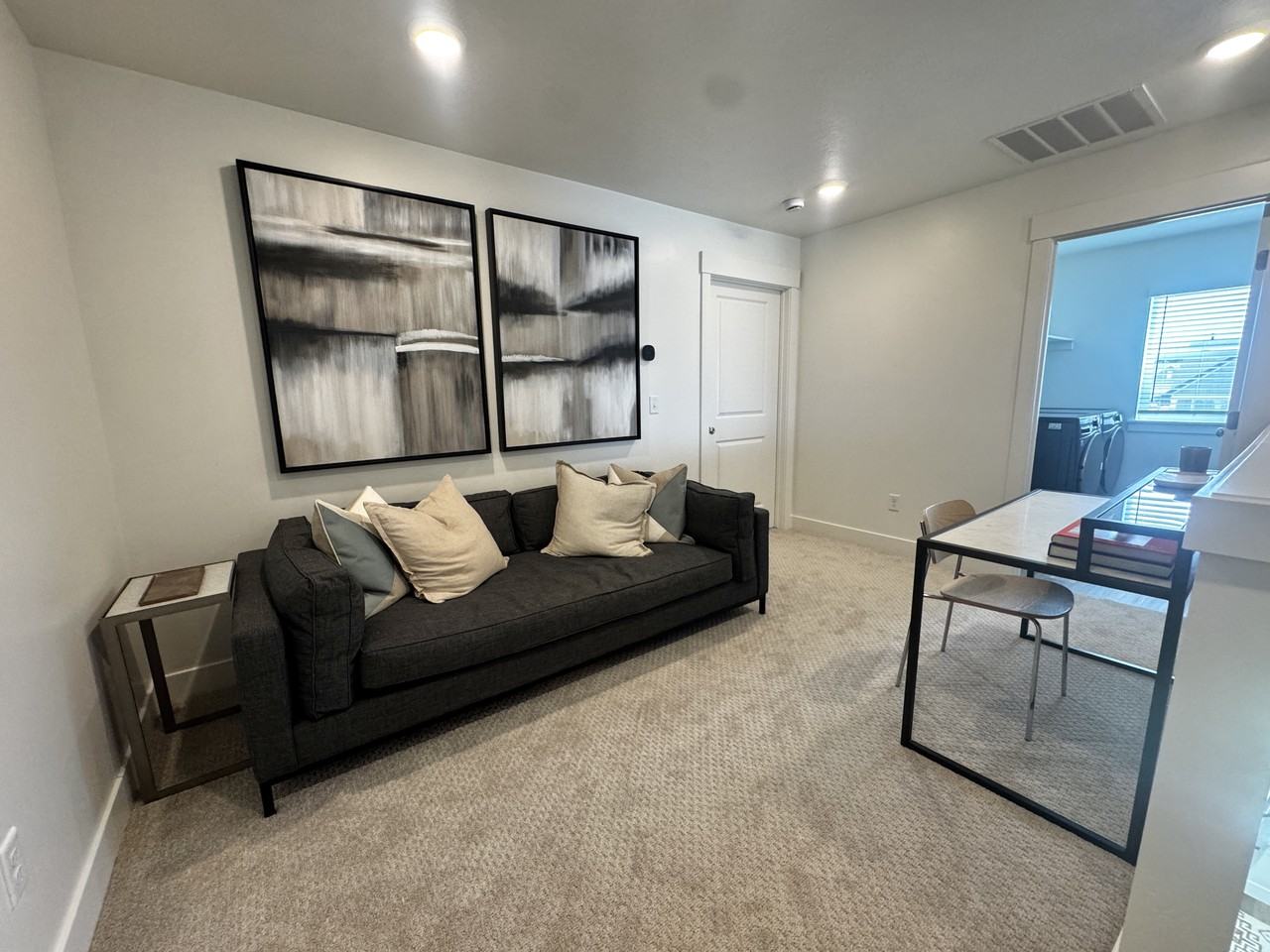 739 Wn - Photo 4 of 21