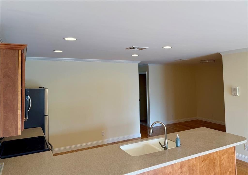 679 Metacom Ave ##68 - Photo 5 of 19