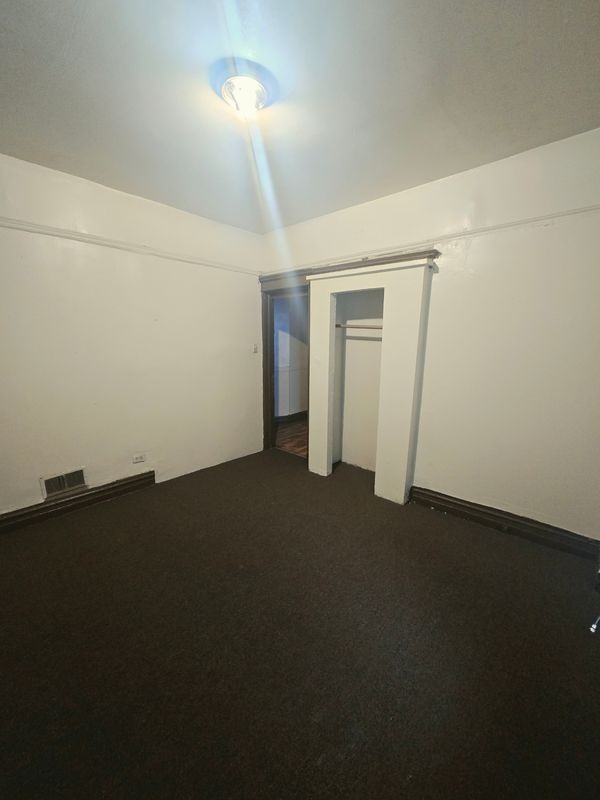 725 W 69th St - Photo 7 of 8