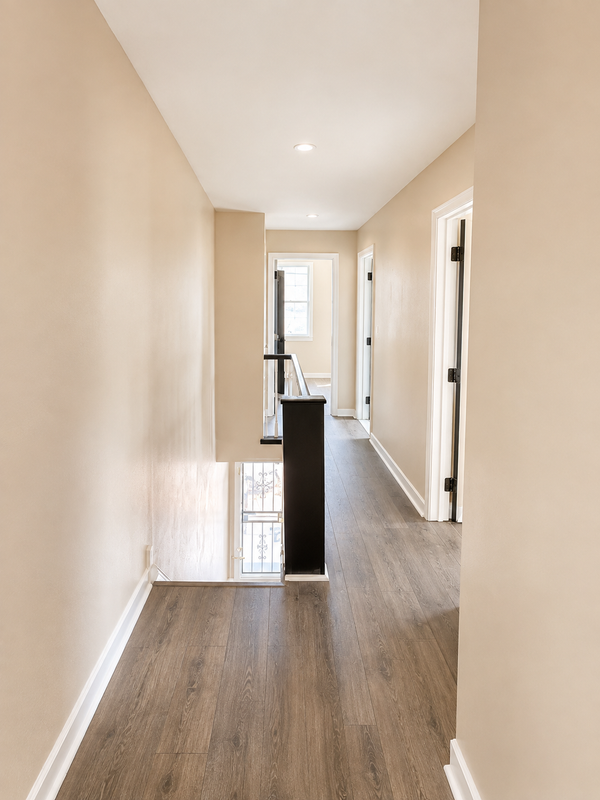 5943 Summer St - Photo 5 of 9