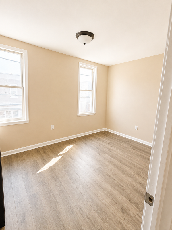 5943 Summer St - Photo 6 of 9