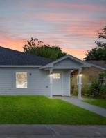 featured image of 835 Taylor St