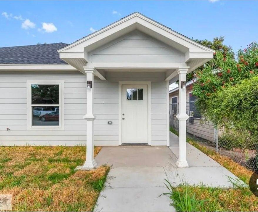 835 Taylor St - Photo 2 of 40