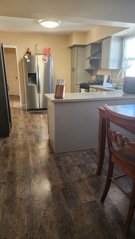1274 Tourmaline Ave - Photo 3 of 8