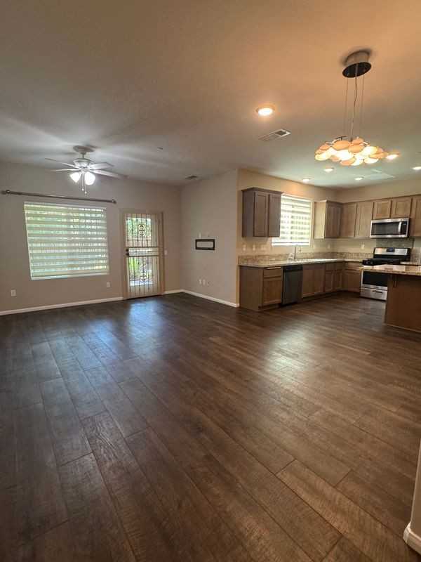 7866 Marbil Ln - Photo 3 of 27