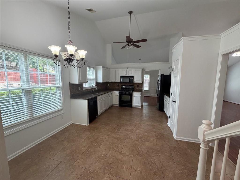1430 Whatley Mill Cir - Photo 2 of 13
