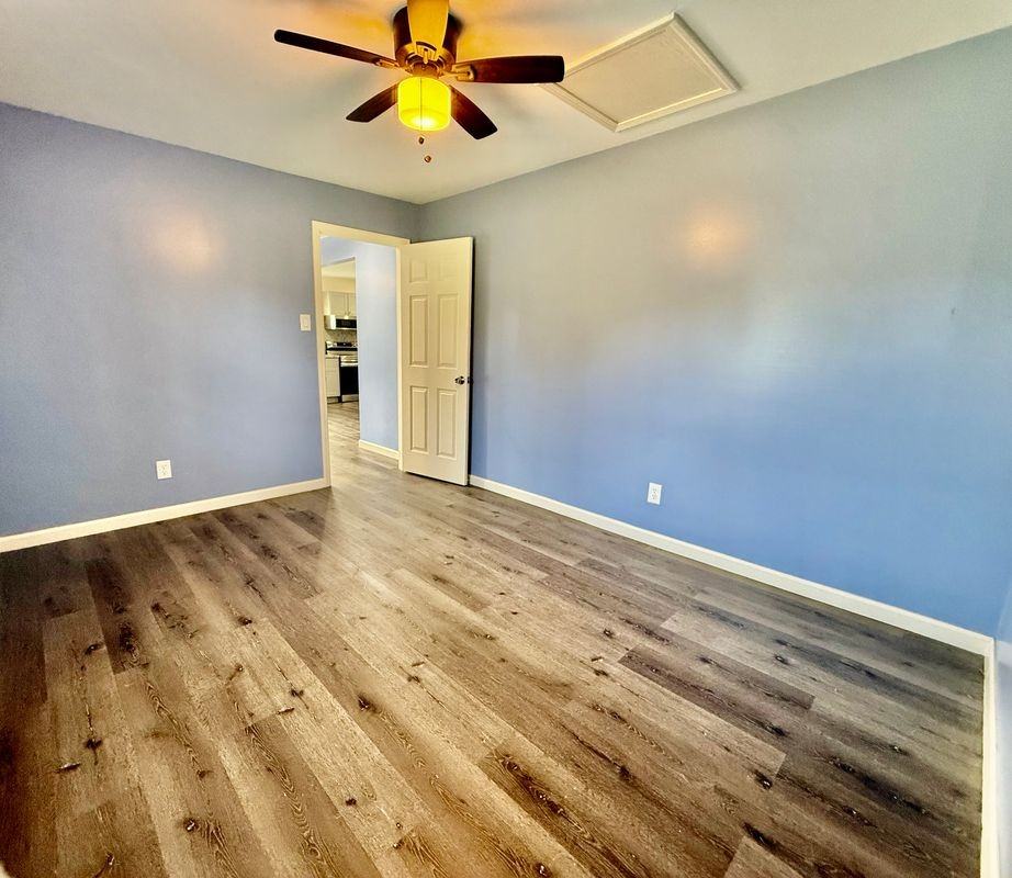 173 11th St - Photo 5 of 22