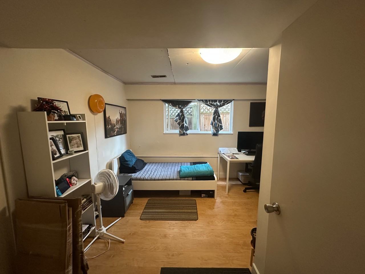 81 East 46th Avenue - Photo 6 of 7