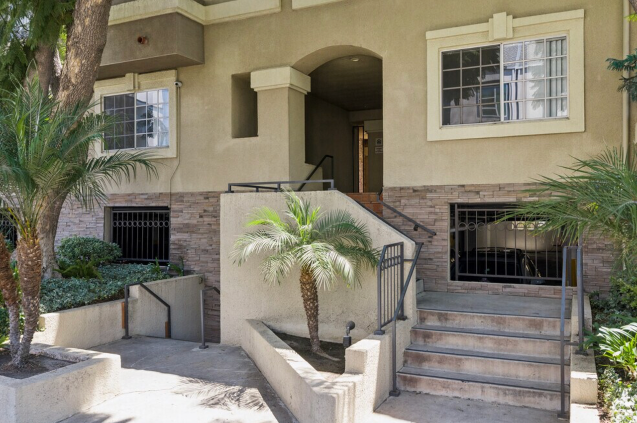 Craner Villa - Photo 2 of 20