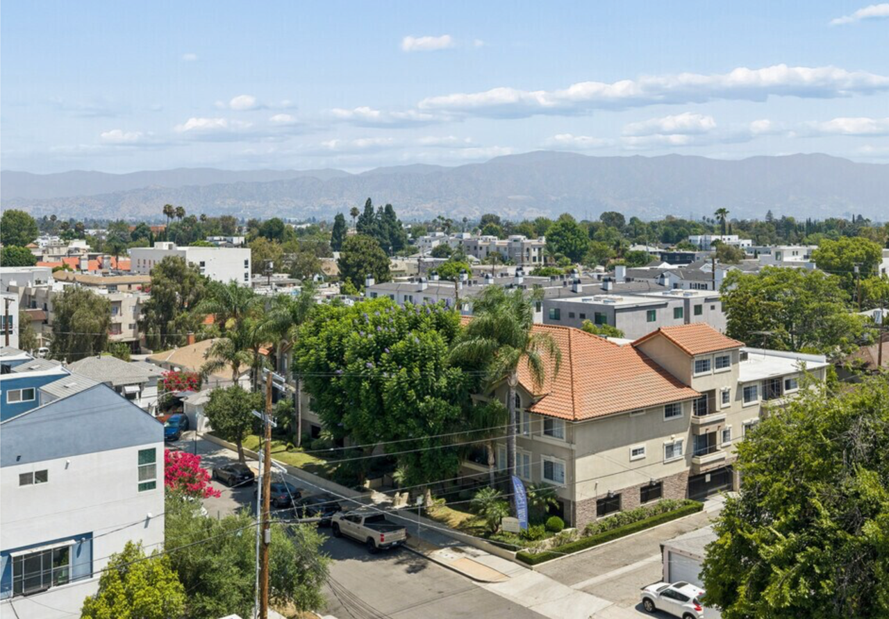 Craner Villa - Photo 7 of 20