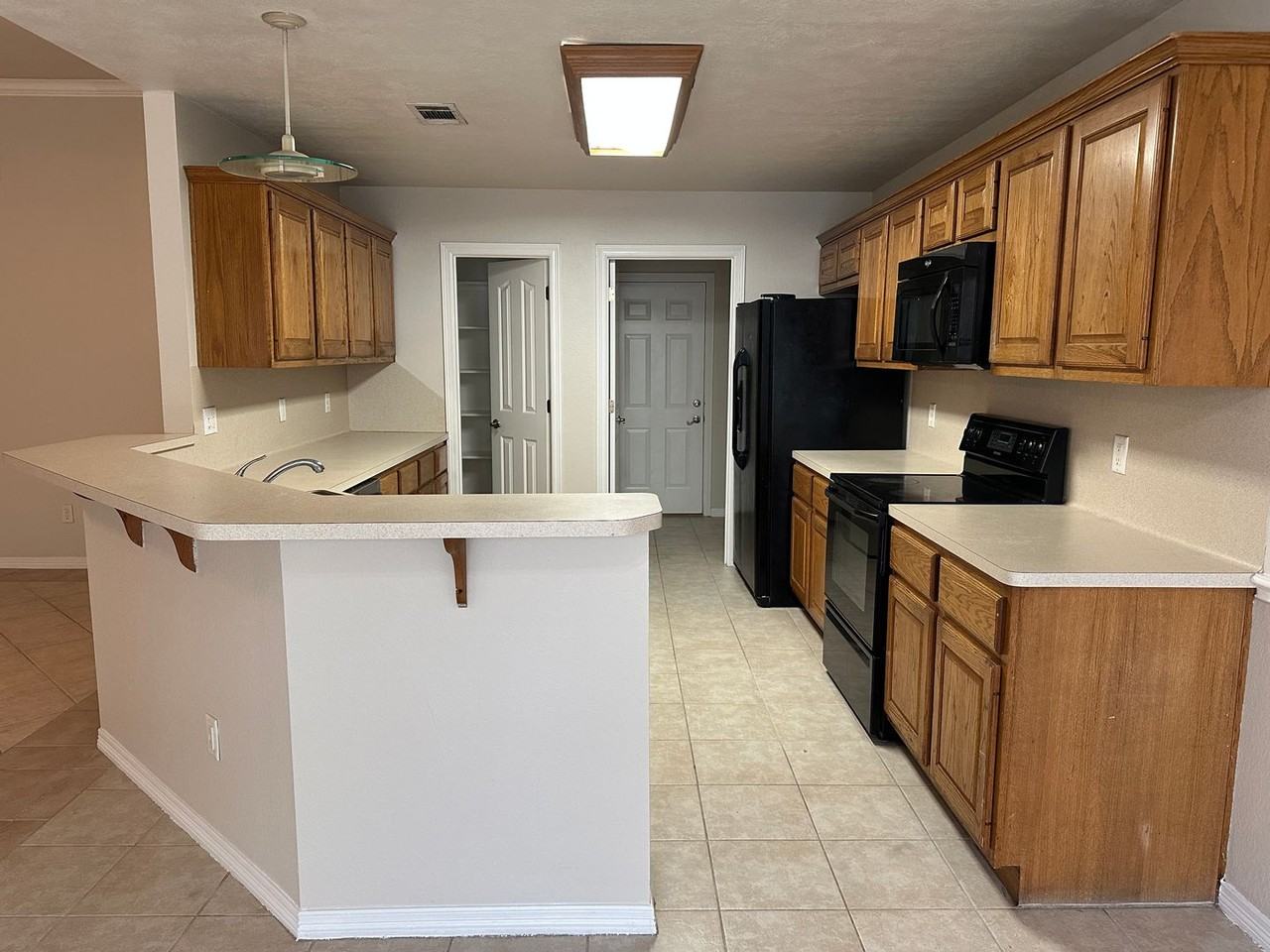 3707 Essen Loop - Photo 7 of 26