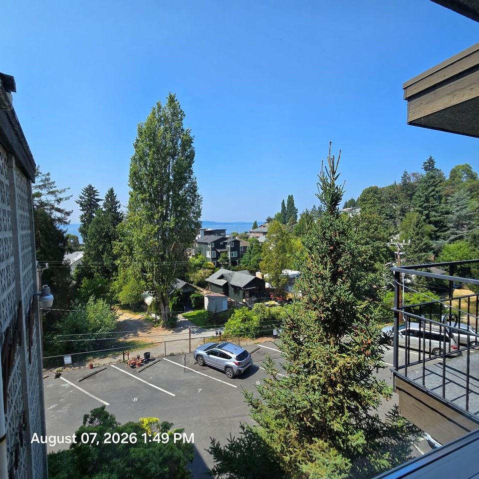 Tracy Ann Apartments - Photo 2 of 9