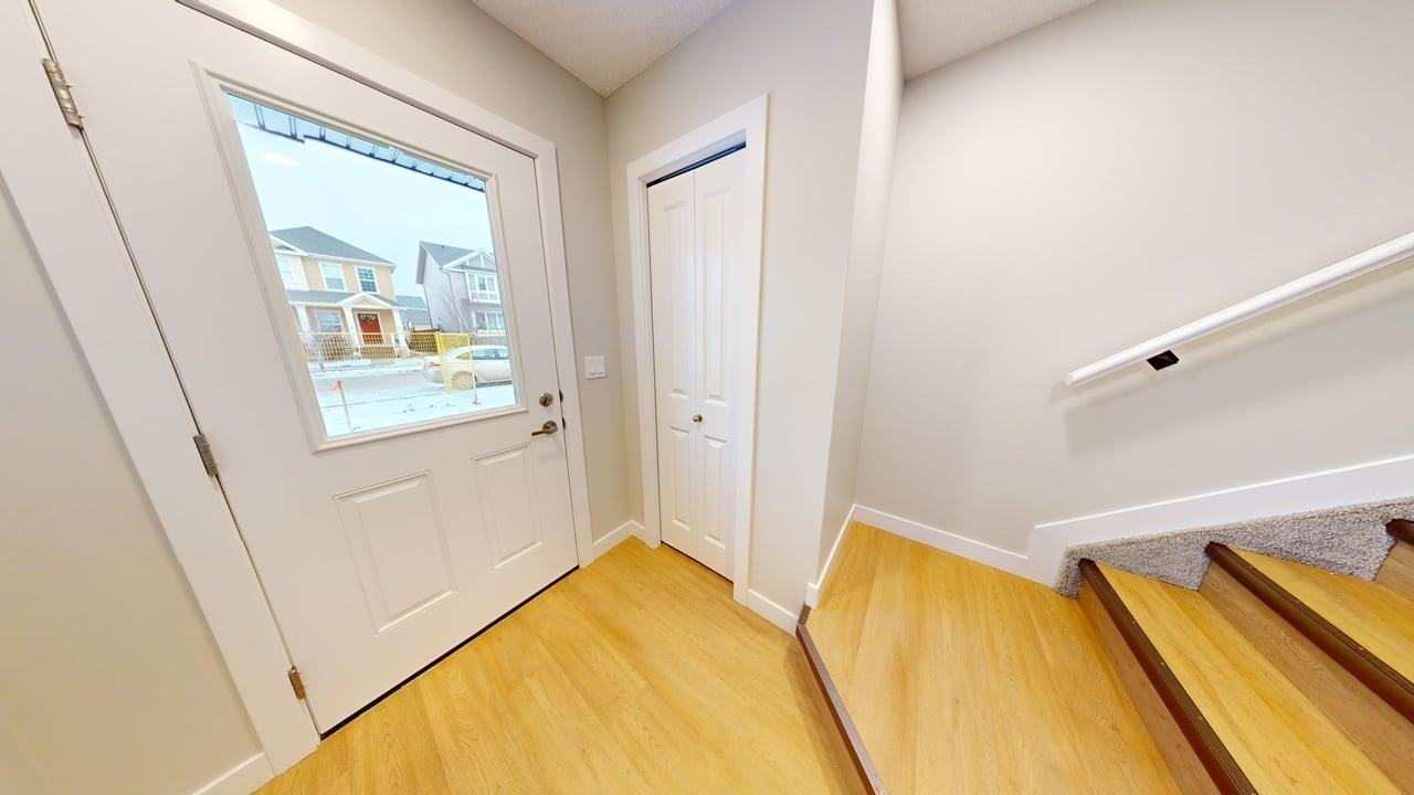 2035 Chalmers Way SW - Photo 4 of 43