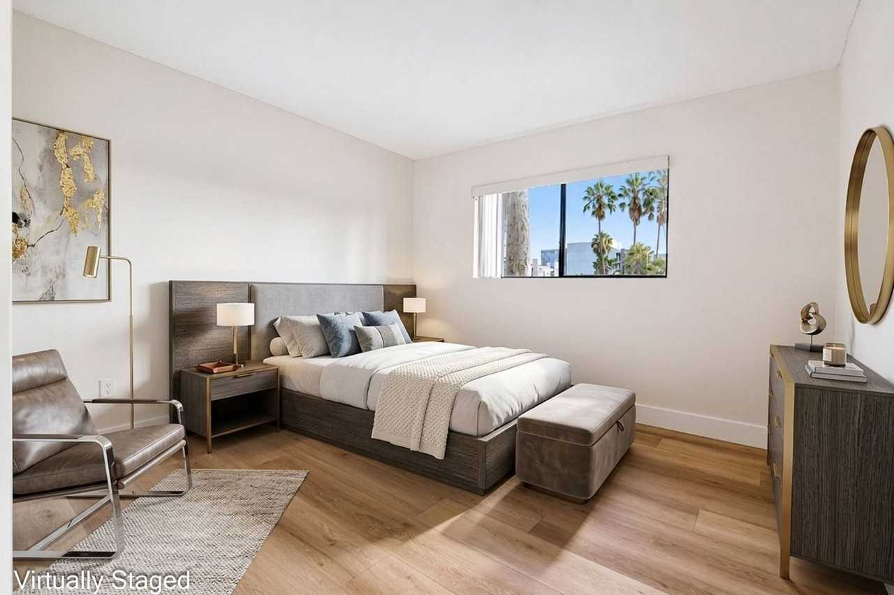 Orange Luxury Investments LLC - Photo 2 of 50