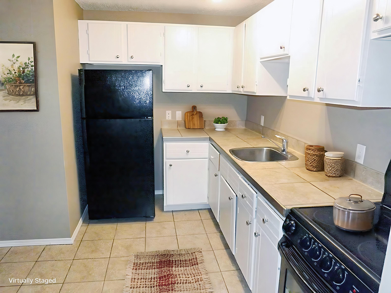 Capricorn Apartments - Photo 3 of 16