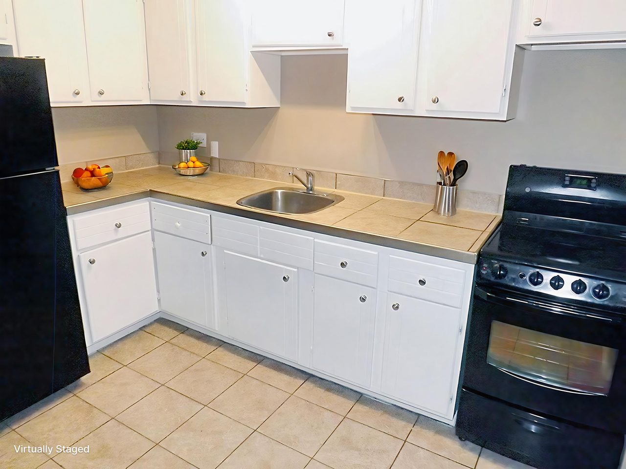 Capricorn Apartments - Photo 5 of 16