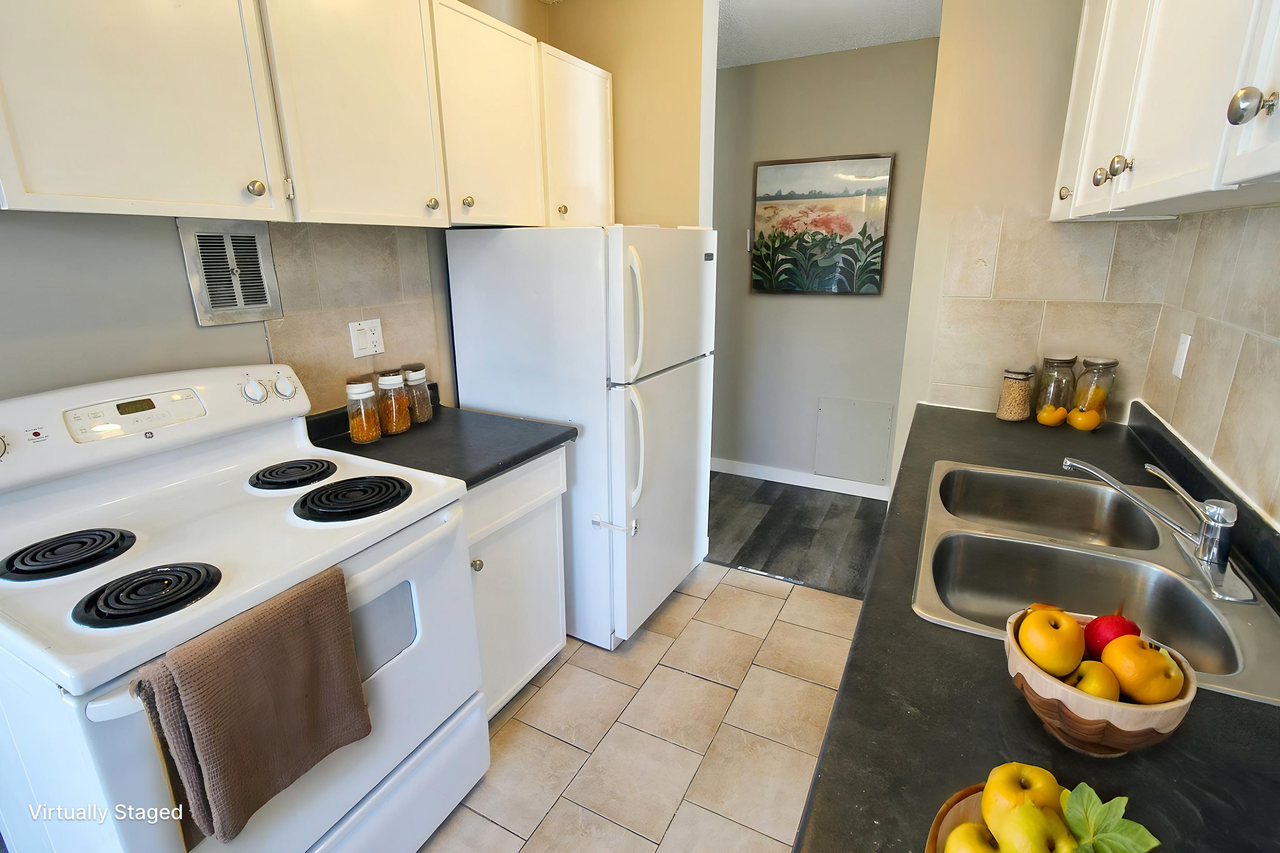 Gilford Apartments - Photo 6 of 21