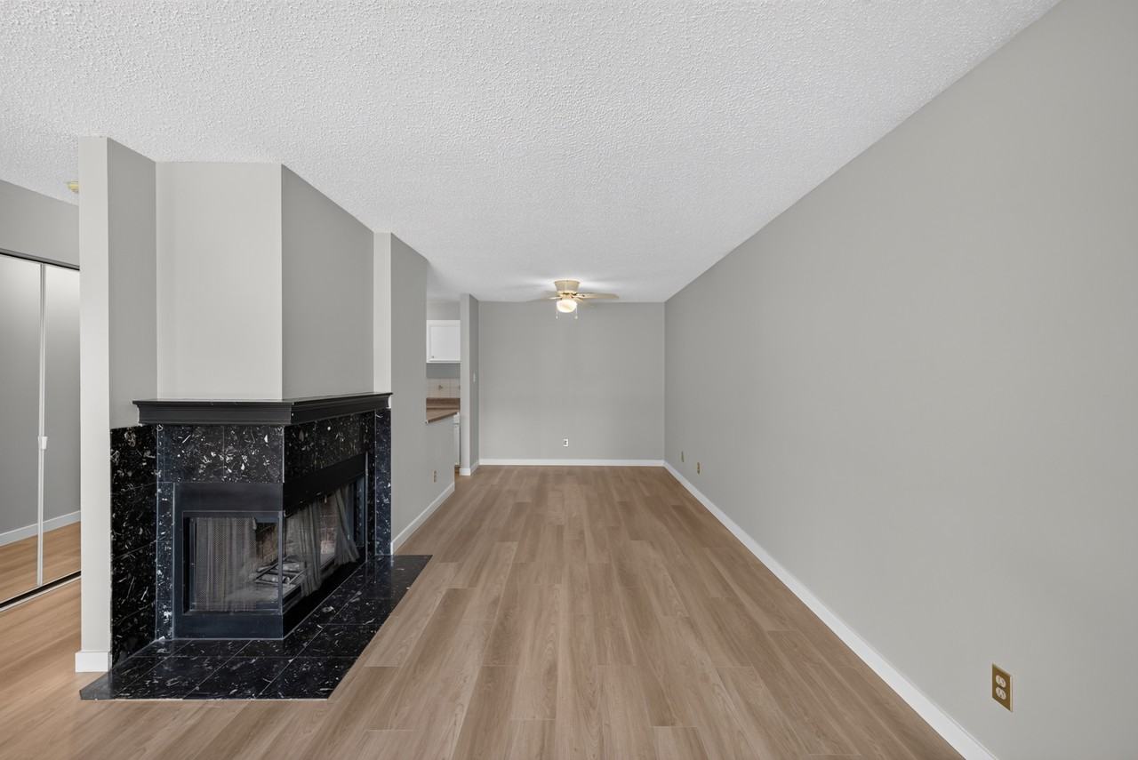 2314 151 Avenue - Photo 4 of 32
