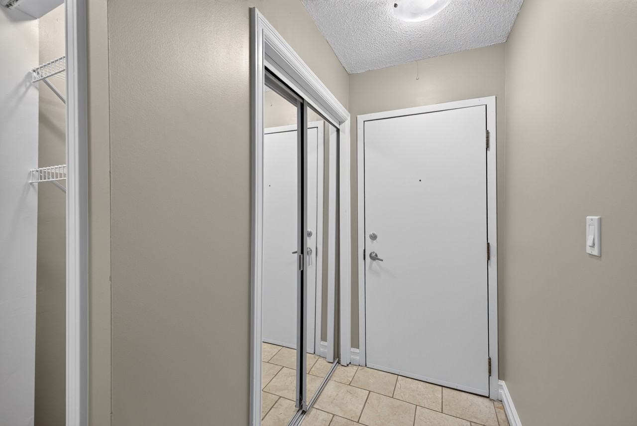 10138 116 Street - Photo 2 of 29