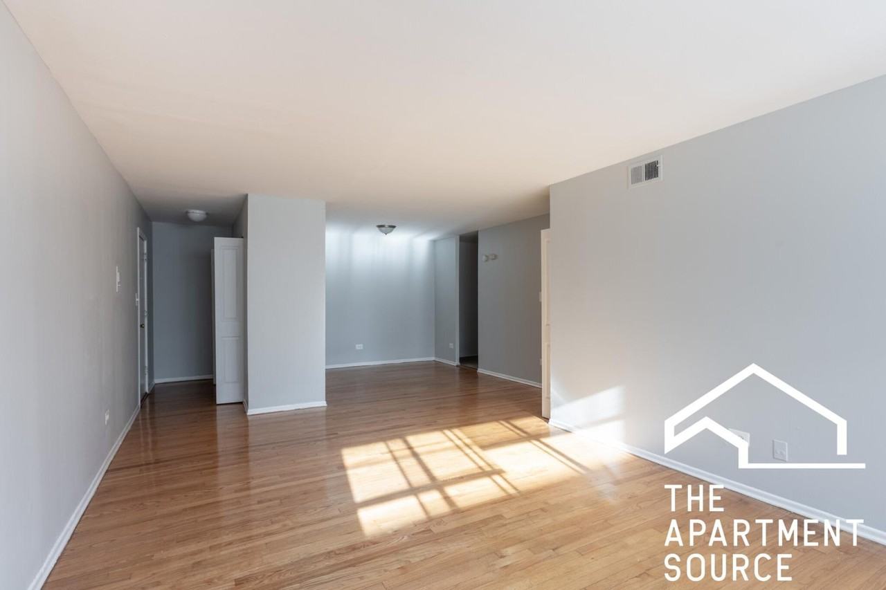 1515 W Morse Ave #403 - Photo 4 of 13