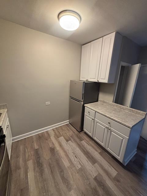 5565 W 95th St #2R - Photo 2 of 7