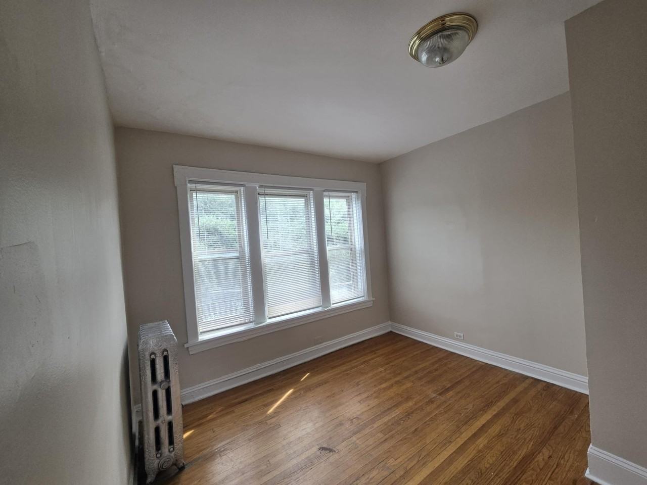 548 Elmwood Ave #2 - Photo 5 of 12