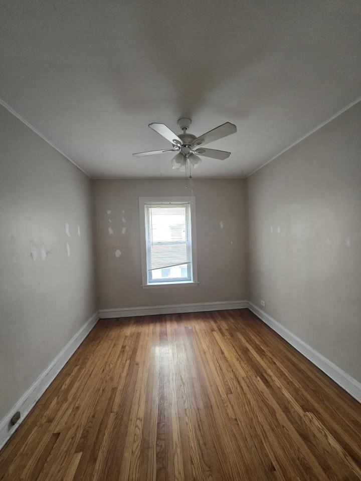 1808 W Farwell Ave #1B - Photo 2 of 12
