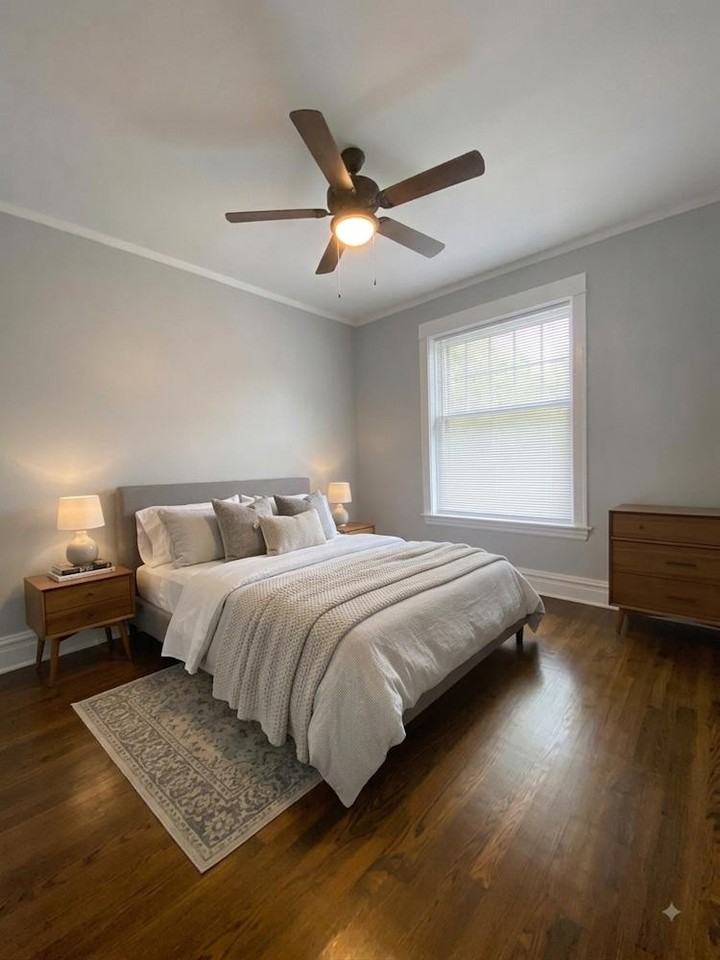 1222 W Rosemont Ave #1 - Photo 6 of 7