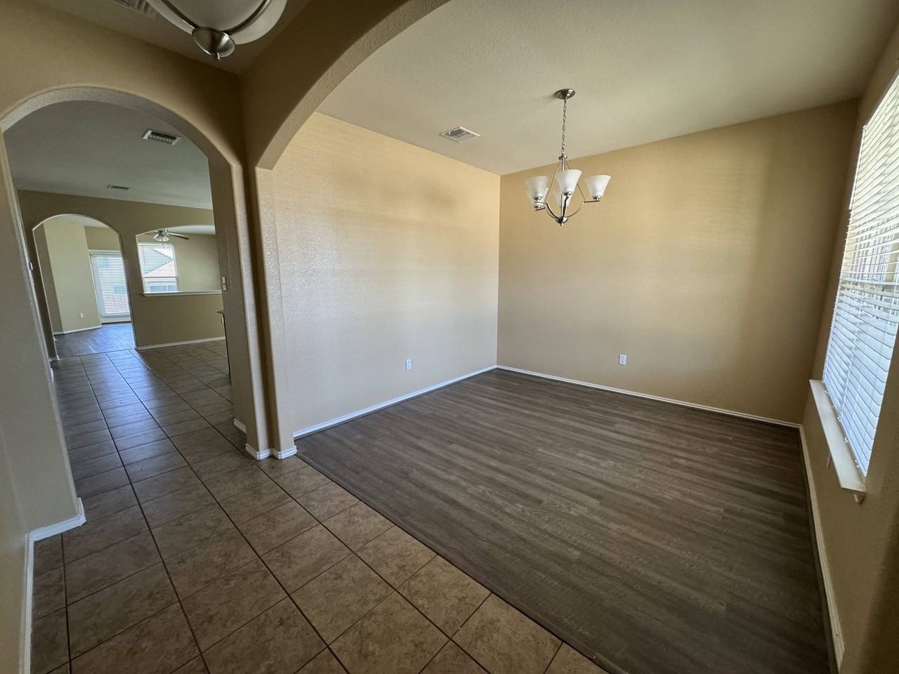 6406 Clear Brook Dr - Photo 4 of 50
