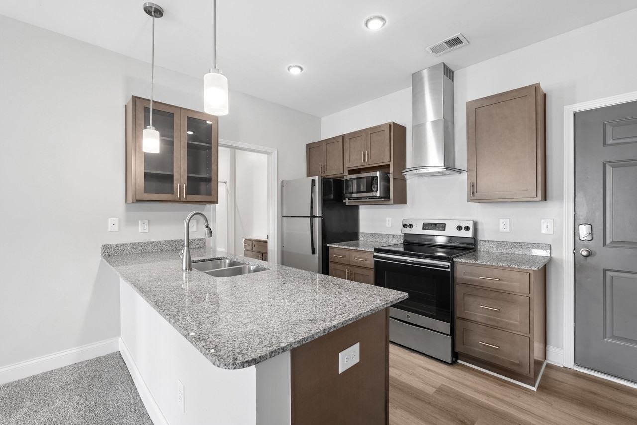 119 South - Photo 2 of 26