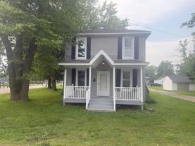 103/105 N Monroe St - Photo 1 of 1