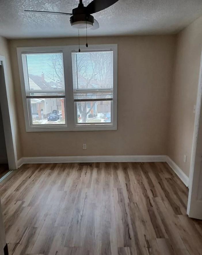 4523 Tracy Ave - Photo 5 of 8