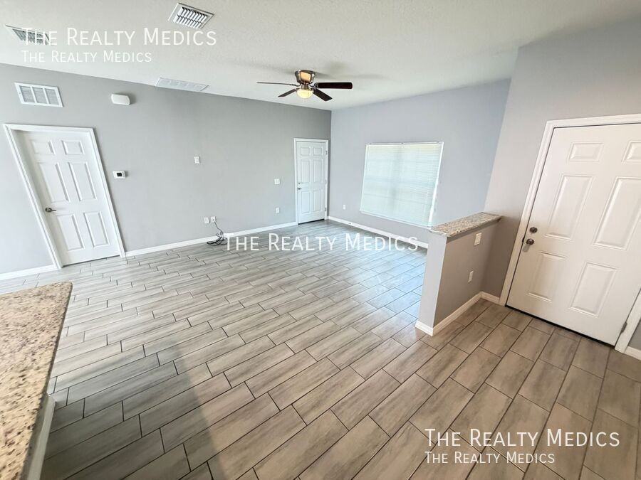 491 Ixora Ave Nw - Photo 2 of 31
