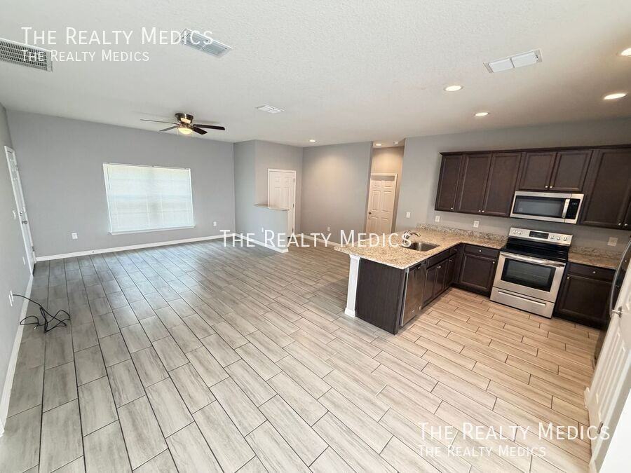 491 Ixora Ave Nw - Photo 6 of 31