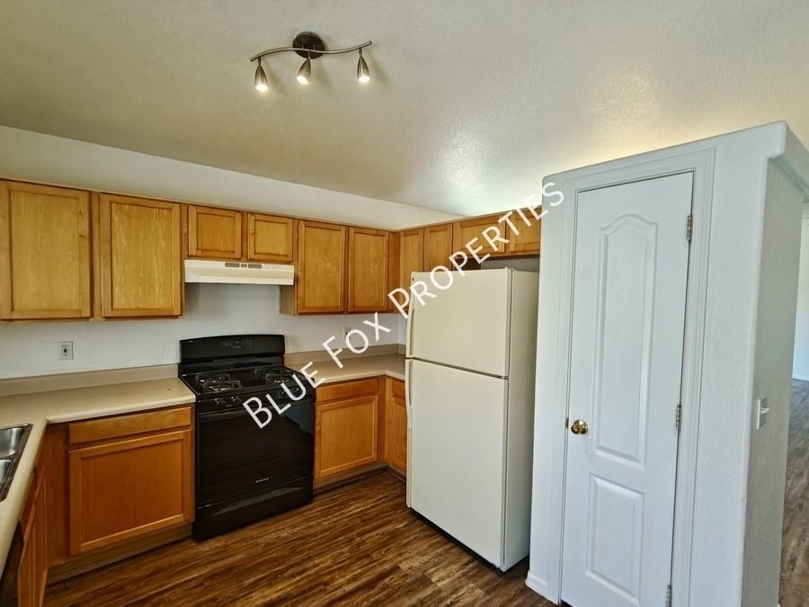 3117 S Nastar Dr - Photo 7 of 21